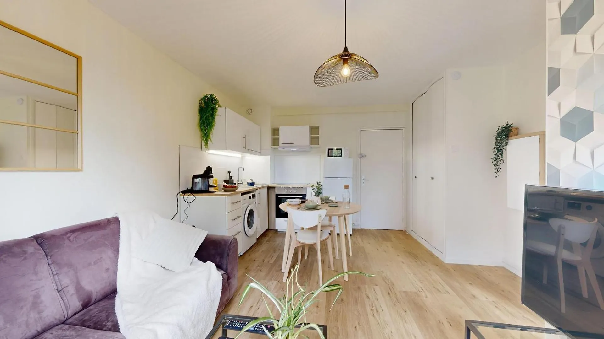 トゥールーズExpat Renting - Le Pastel - Netflix - Zenithアパートメント アパート トゥールーズ